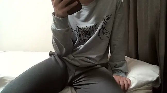 YU-KI00 online show from March 12, 1:08 pm