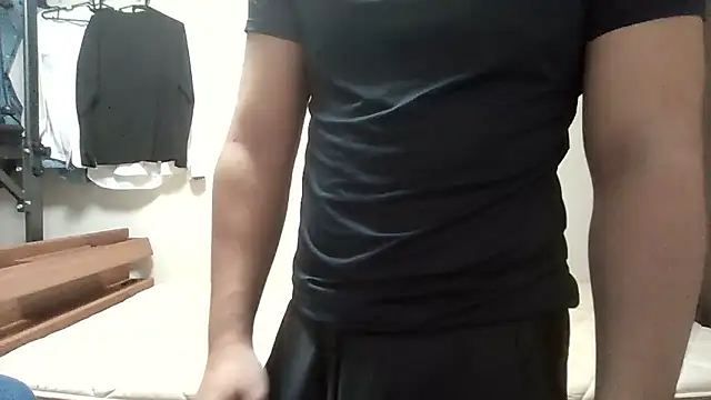 YU-KI00 online show from October 25, 1:18 pm