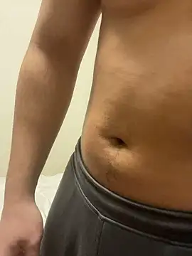 YU-KI00 online show from December 3, 10:13 am