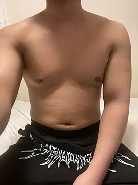 YU-KI00 online show from February 6, 11:24 am