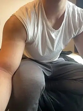 YU-KI00 online show from March 19, 3:21 am