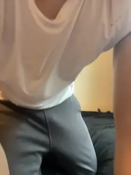 YU-KI00 online show from March 25, 5:13 am