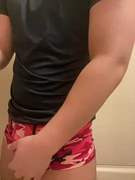 YU-KI00 online show from April 5, 4:31 am