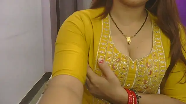 cutie-taara online show from October 18, 4:48 am