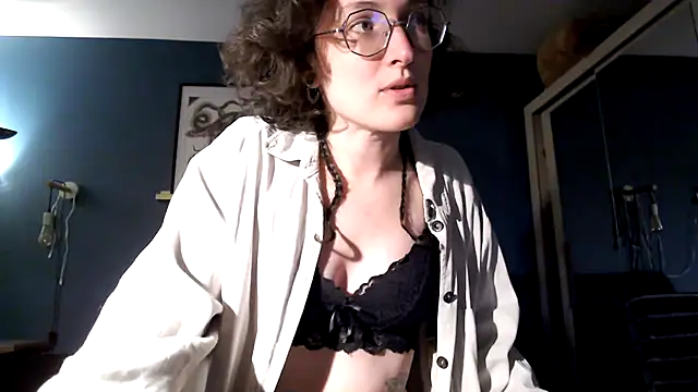 Snapshot of _medusam chatting on March 31, 2:17 pm medusam online show from March 31, 2:17 pm