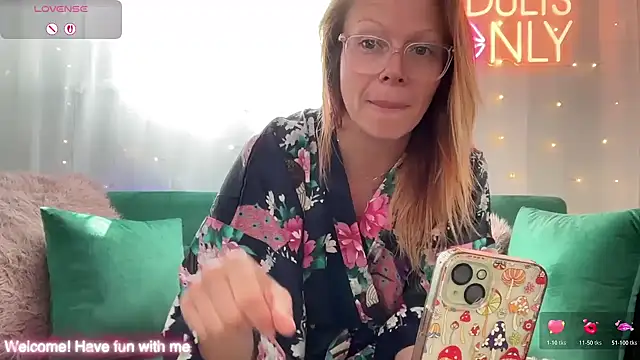 MelodyRoseUk online show from May 31, 9:16 am