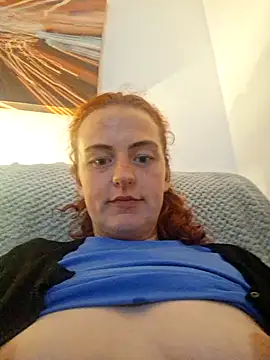 Snapshot of ENGLISHEMILY_69 chatting on April 27, 11:25 pm ENGLISHEMILY 69 online show from April 27, 11:25 pm