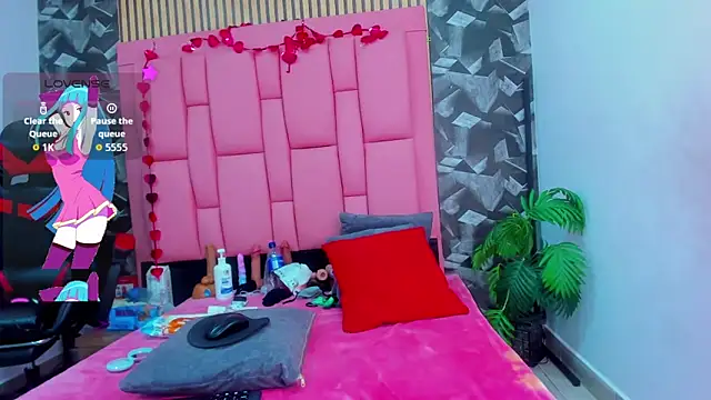 Brithanyslim online show from March 14, 6:57 pm