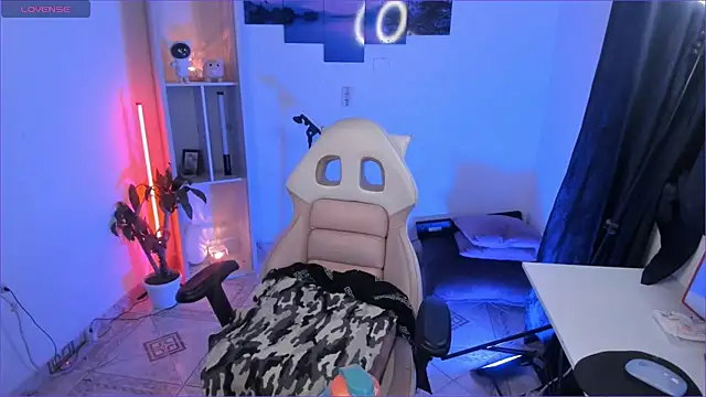 Snapshot of odelei chatting on November 8, 9:42 am odelei online show from November 8, 9:42 am