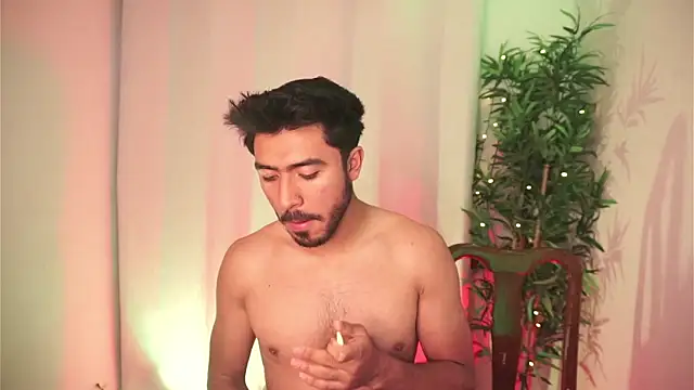 Snapshot of Tony_Wylie chatting on February 24, 6:39 pm Tony Wylie online show from February 24, 6:39 pm