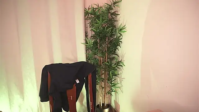 Tony Wylie online show from March 19, 6:39 am