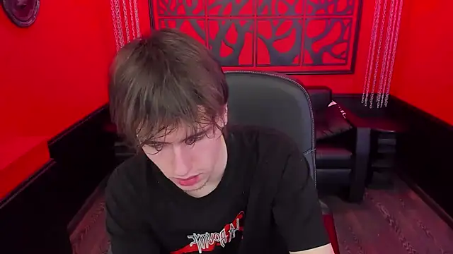 Snapshot of BillyHont chatting on December 4, 3:54 pm BillyHont online show from December 4, 3:54 pm