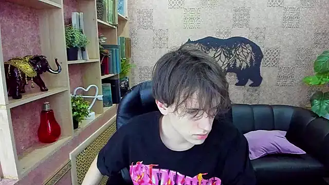 Snapshot of BillyHont chatting on December 12, 10:31 pm BillyHont online show from December 12, 10:31 pm