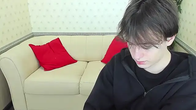 Snapshot of BillyHont chatting on December 15, 3:20 pm BillyHont online show from December 15, 3:20 pm