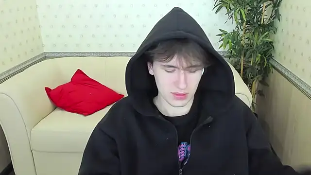 Snapshot of BillyHont chatting on December 15, 6:26 pm BillyHont online show from December 15, 6:26 pm