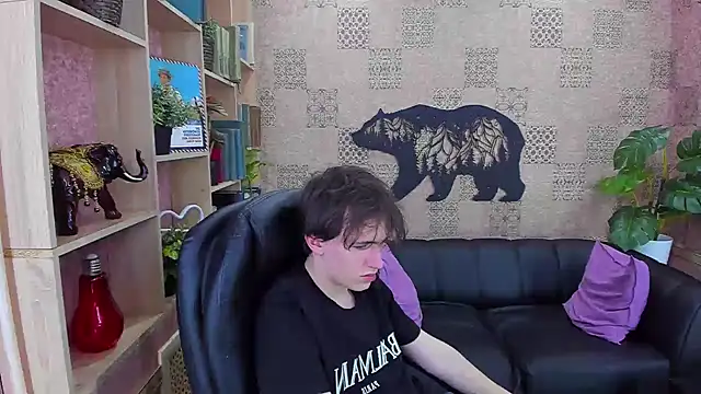 Snapshot of BillyHont chatting on December 17, 6:20 pm BillyHont online show from December 17, 6:20 pm