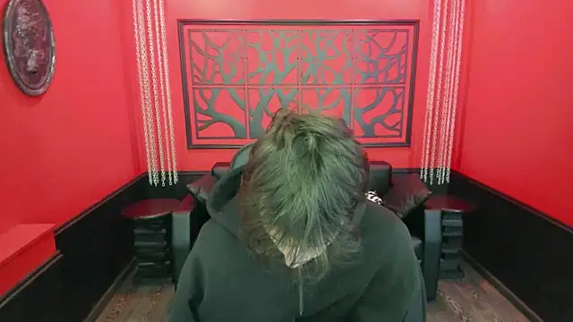 Snapshot of BillyHont chatting on December 20, 4:14 pm BillyHont online show from December 20, 4:14 pm