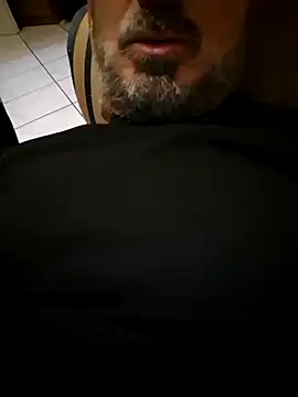Snapshot of 1talianBeutifulCock chatting on May 14, 5:09 pm 1talianBeutifulCock online show from May 14, 5:09 pm