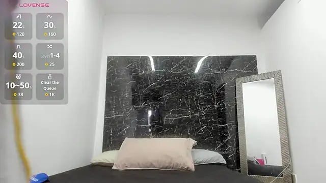 ada-brooke online show from January 19, 11:58 am