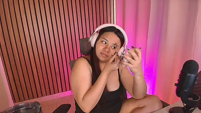 soffyvibes- online show from March 2, 10:05 pm