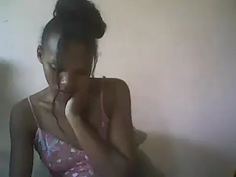 Snapshot of Antsoalie chatting on January 8, 6:31 am Antsoalie online show from January 8, 6:31 am