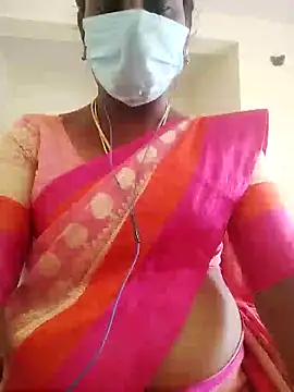 Snapshot of Preethytamilsexy chatting on May 18, 4:51 am Preethytamilsexy online show from May 18, 4:51 am