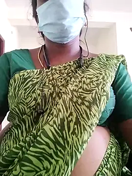 Snapshot of Preethytamilsexy chatting on June 27, 9:47 am Preethytamilsexy online show from June 27, 9:47 am