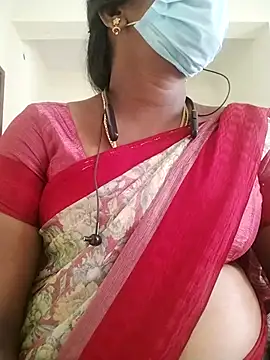 Snapshot of Preethytamilsexy chatting on July 7, 7:34 am Preethytamilsexy online show from July 7, 7:34 am