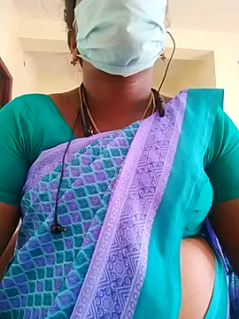 Snapshot of Preethytamilsexy chatting on July 12, 6:15 am Preethytamilsexy online show from July 12, 6:15 am