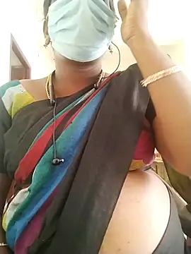 Snapshot of Preethytamilsexy chatting on July 16, 5:57 am Preethytamilsexy online show from July 16, 5:57 am