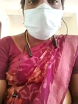 Snapshot of Preethytamilsexy chatting on July 20, 11:23 am Preethytamilsexy online show from July 20, 11:23 am