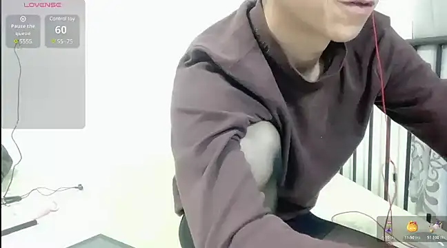 TGH521 online show from December 28, 9:51 pm