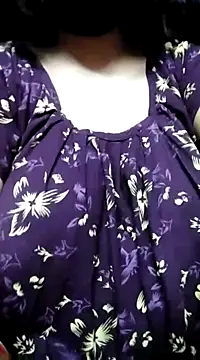 BERRY 00 online show from February 17, 10:40 am