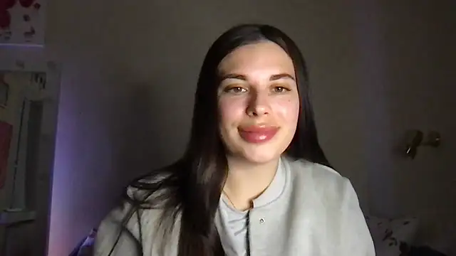 Snapshot of MoonriseGoddess chatting on April 14, 9:21 pm MoonriseGoddess online show from April 14, 9:21 pm