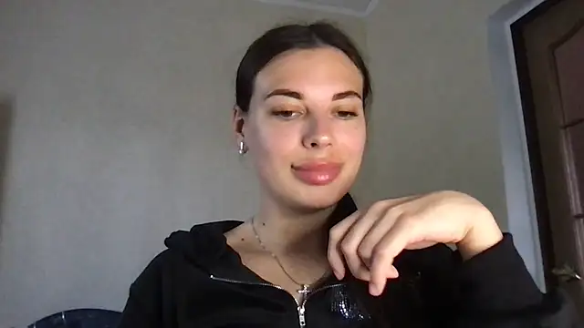 Snapshot of MoonriseGoddess chatting on April 18, 9:13 am MoonriseGoddess online show from April 18, 9:13 am