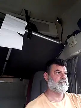 Snapshot of Billy72 chatting on June 1, 4:31 pm Billy72 online show from June 1, 4:31 pm