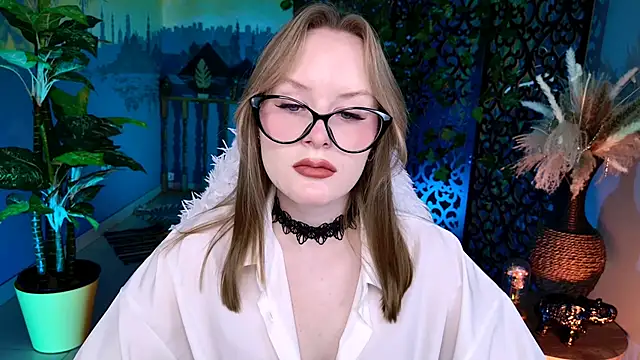 VivienLeeigh online show from June 27, 5:12 am