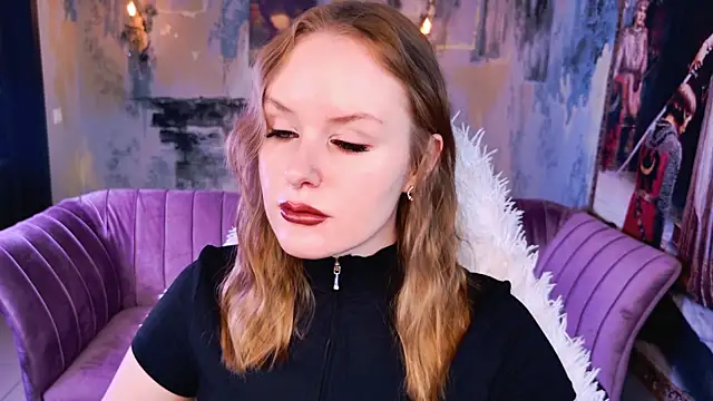 VivienLeeigh online show from June 28, 5:35 am