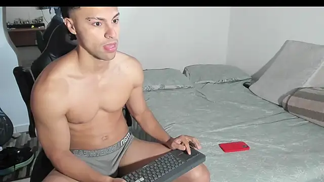 tylermorgan00 online show from October 9, 1:42 pm