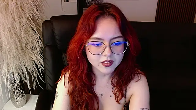 crimson tati  online show from December 6, 10:38 am