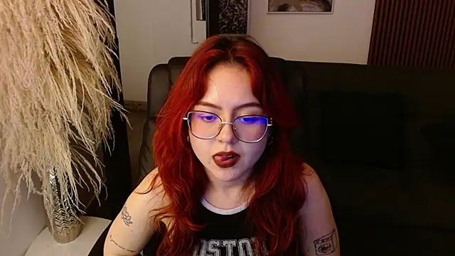 crimson tati  online show from December 10, 8:51 am