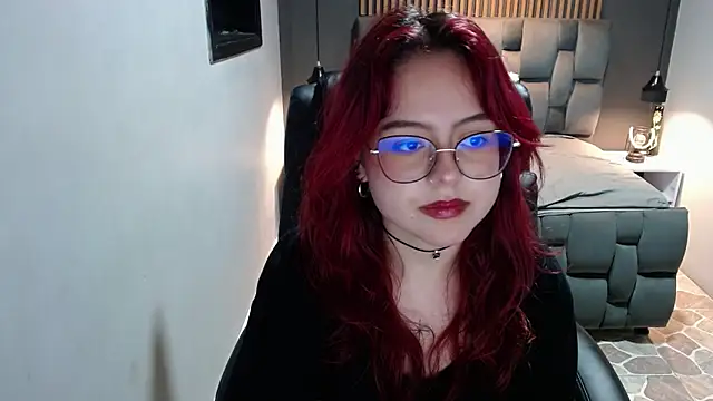 crimson tati  online show from December 11, 9:09 am