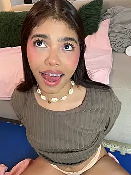 KellyOlsenbe online show from March 12, 8:48 pm