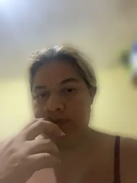 Snapshot of DanielitaWM chatting on May 5, 3:58 am DanielitaWM online show from May 5, 3:58 am