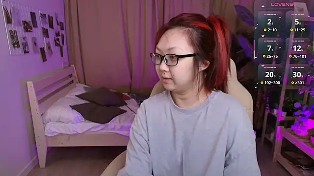 Marine Vact online show from March 1, 2:08 pm