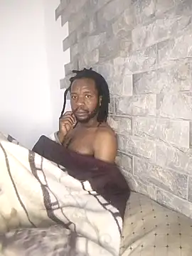 Snapshot of Ras_and_Stewf chatting on February 18, 8:05 am Ras and Stewf online show from February 18, 8:05 am