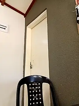 P4uzud4O online show from March 28, 11:43 am