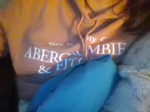 Snapshot of Fiesty_findom40 chatting on January 30, 4:24 pm Fiesty findom40 online show from January 30, 4:24 pm