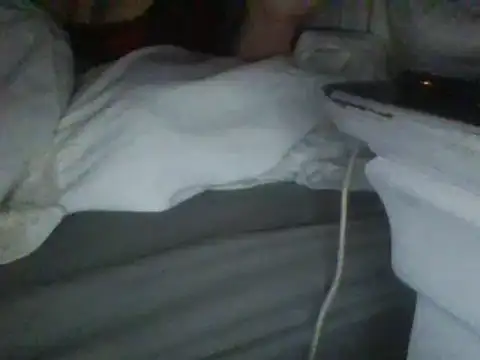 Snapshot of Fiesty_findom40 chatting on March 1, 3:32 am Fiesty findom40 online show from March 1, 3:32 am