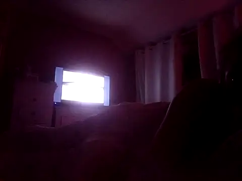 Snapshot of Fiesty_findom40 chatting on October 16, 1:28 am Fiesty findom40 online show from October 16, 1:28 am